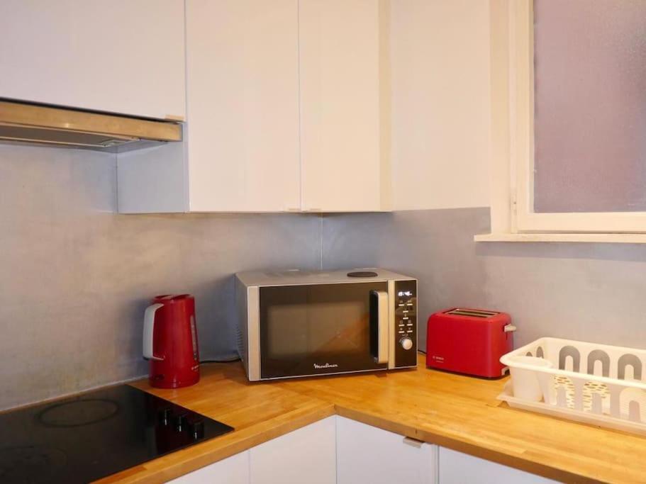 Ixelles: Superbe Appartement, Idealement Situe Brussels Luaran gambar